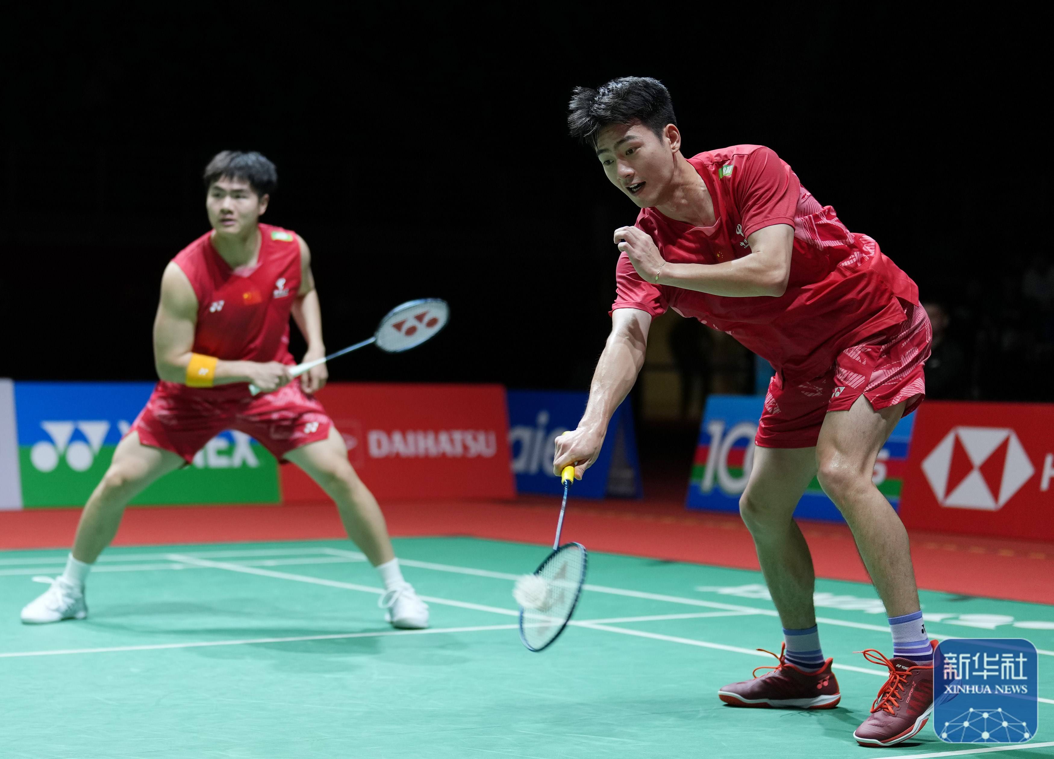 标题副标题 标题副标题