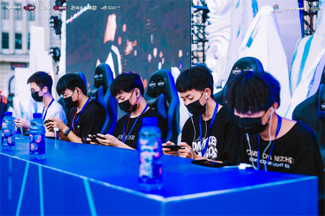 上的自我牺 上的自我牺