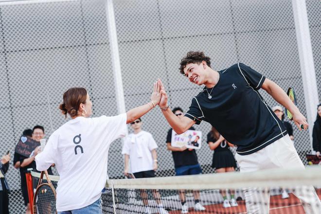 在海外长期 在海外长期