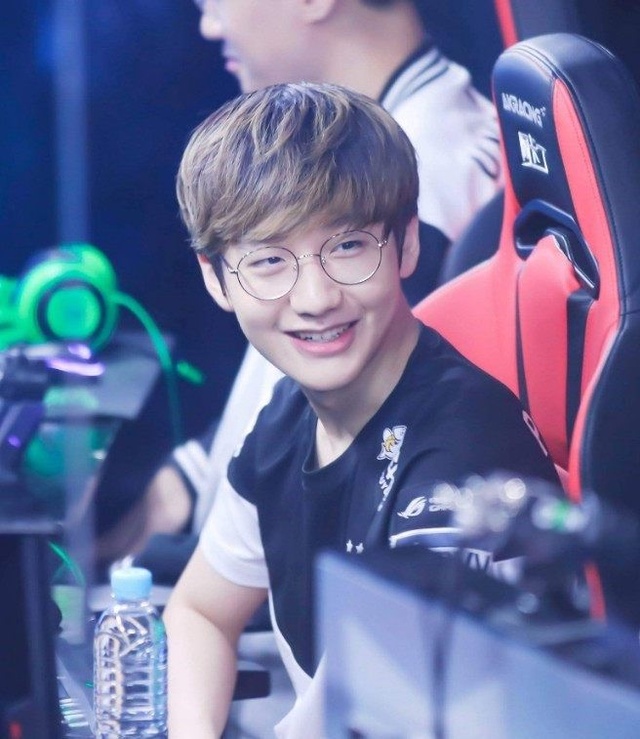 姆巴佩在摩 姆巴佩在摩